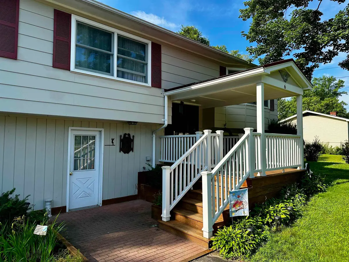 6 Green Knolls Lane, Rutland, VT 05701 - #1