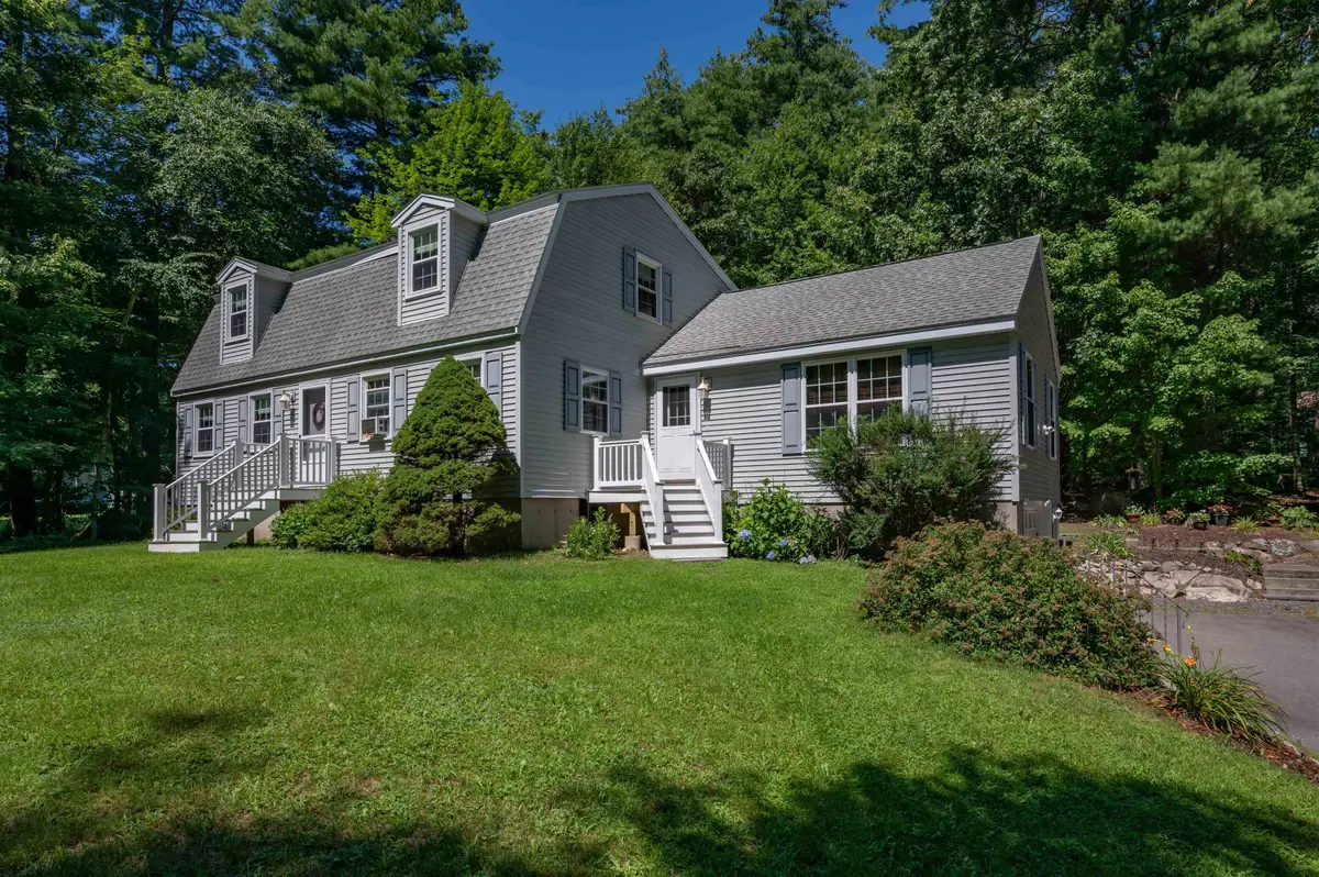 6 Merlin Place, Londonderry, NH 03053 - #1