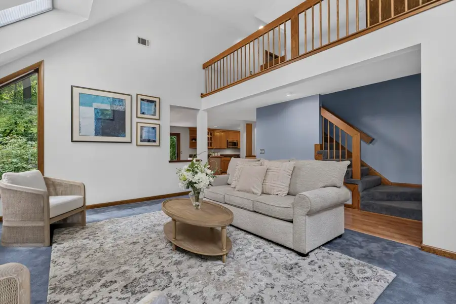 8 Seasons Lane, Londonderry, NH 03053 - #2