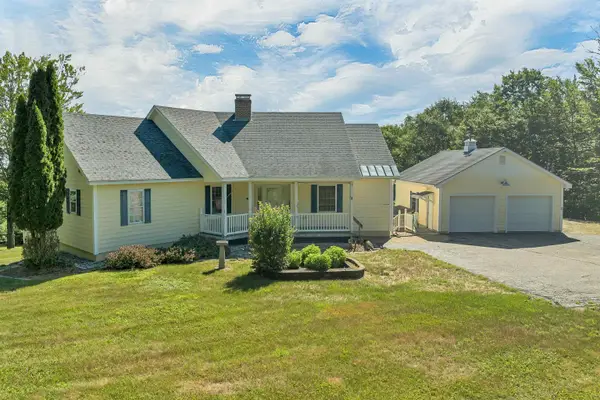 25 Upper Trask Mountain Road, Wolfeboro, NH 03894