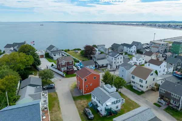 23 Boar's Head Terrace, Hampton, NH 03842