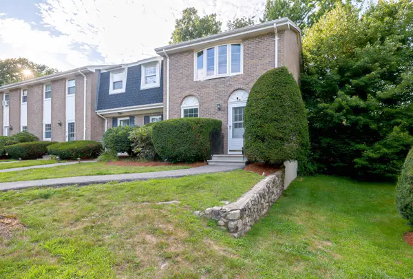 7 Fieldstone Drive, Londonderry, NH 03053