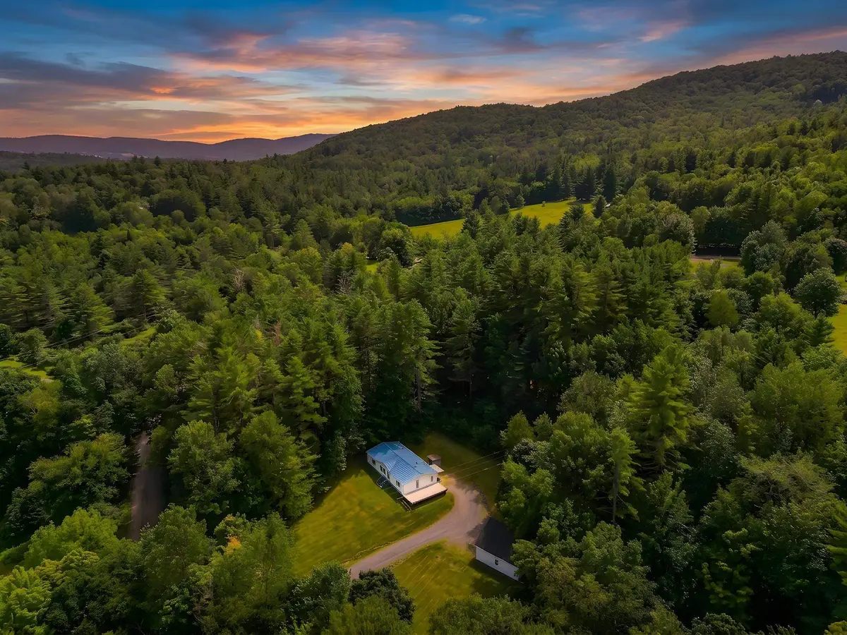 9 Hayes Road, Duxbury, VT 05676 - #1