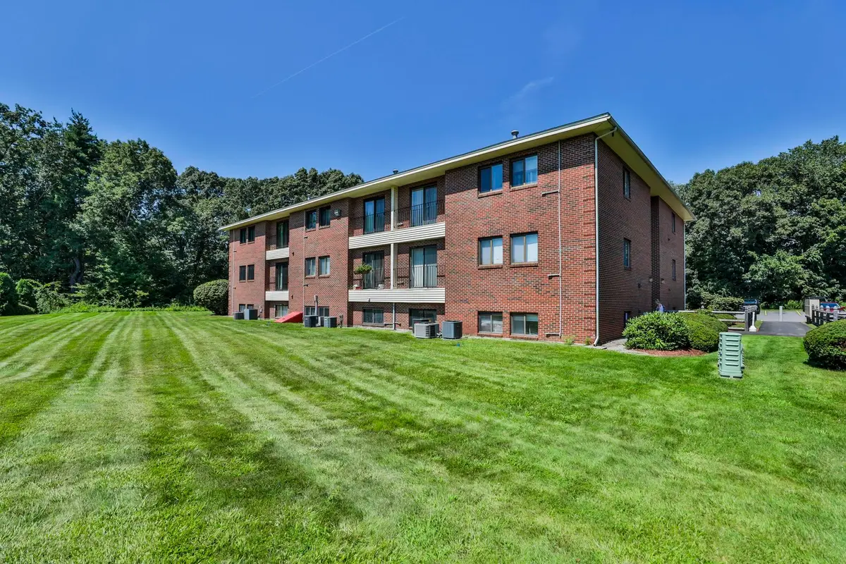 134 Abbott Farm Lane, Hudson, NH 03051 - #1