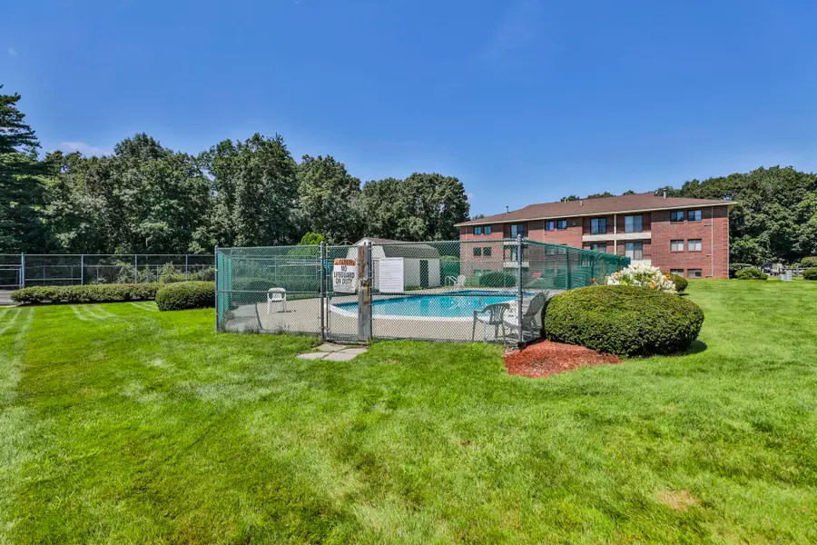134 Abbott Farm Lane, Hudson, NH 03051 - #3