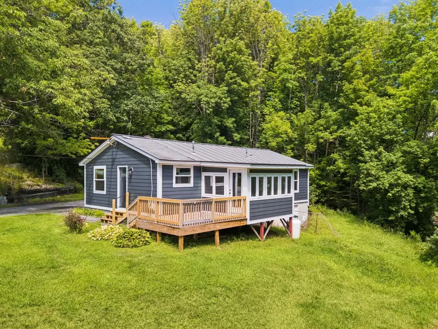 489 Campbell Street, Hartford Village, VT 05001 - #3