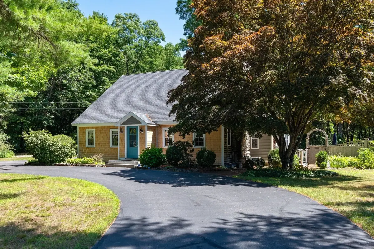 26 Mast Road, Lee, NH 03861 - #1