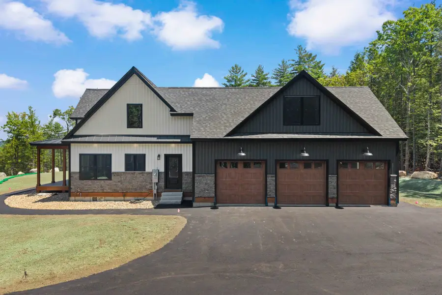 8 Sawmill Lane, New Boston, NH 03070 - #3