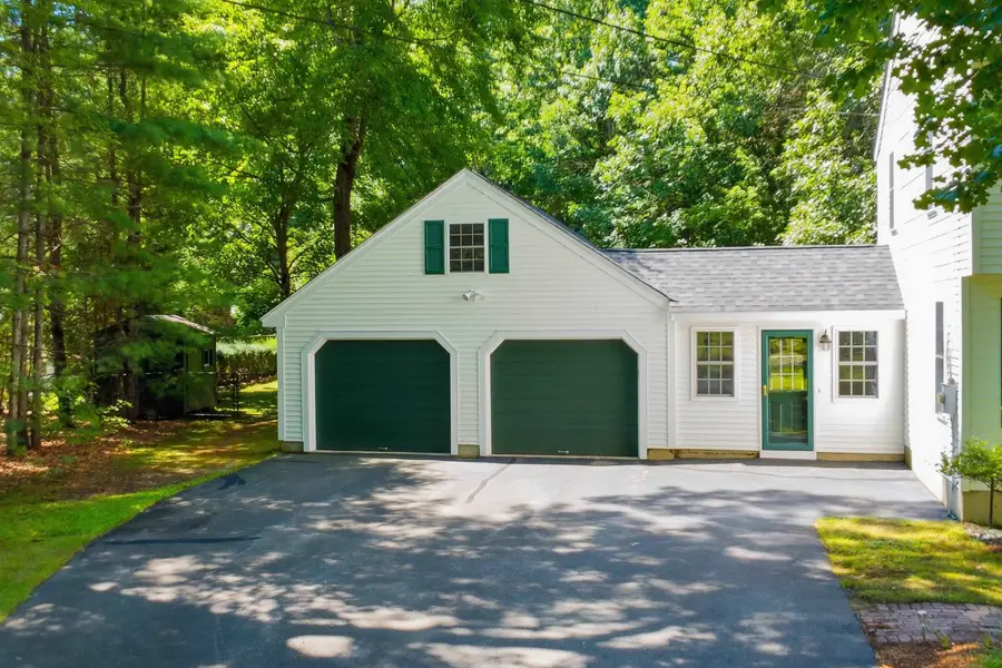 3 Captain Danforth Lane, Amherst, NH 03031 - #3