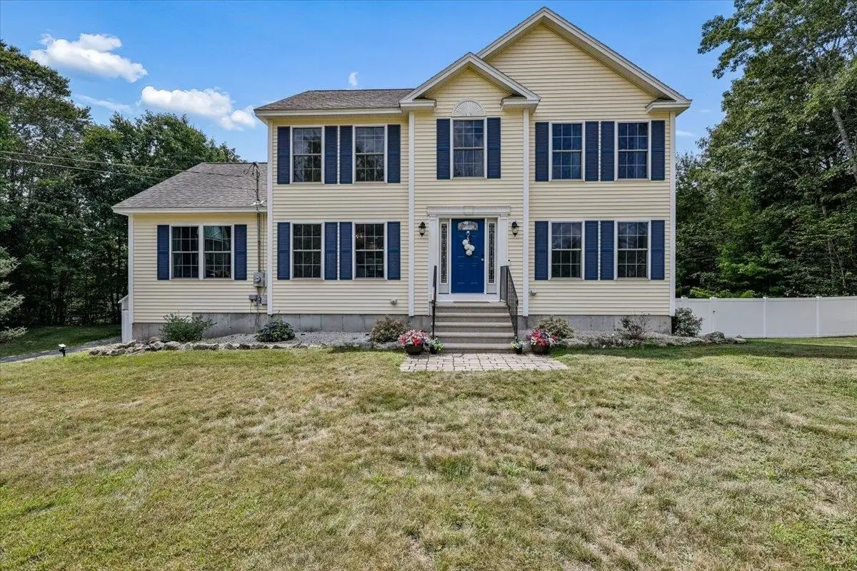 110 Middle Road, Deerfield, NH 03037 - #1