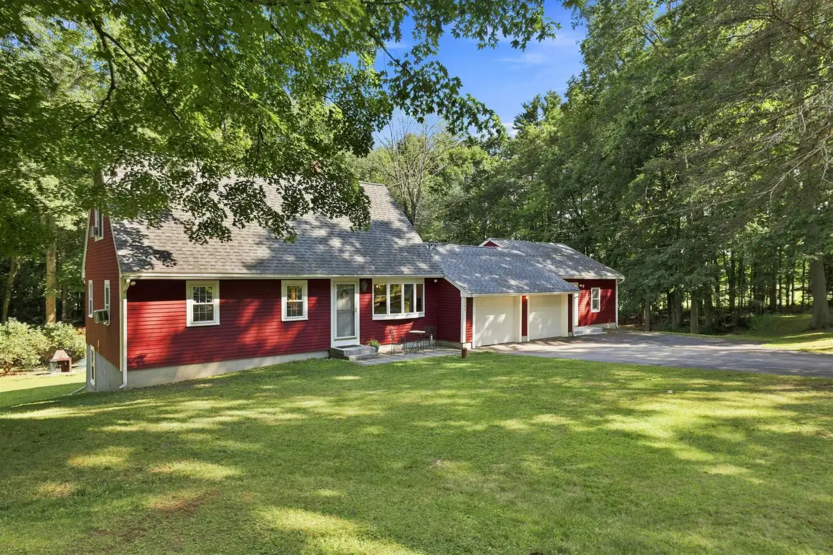 157 Camp Lee Road, Epping, NH 03044 - #1