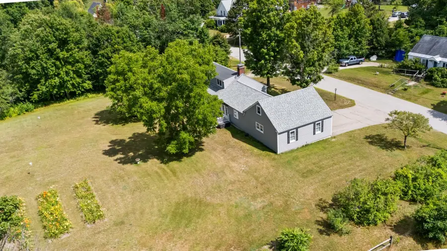 18 Kirtland Street, Warner, NH 03278 - #3
