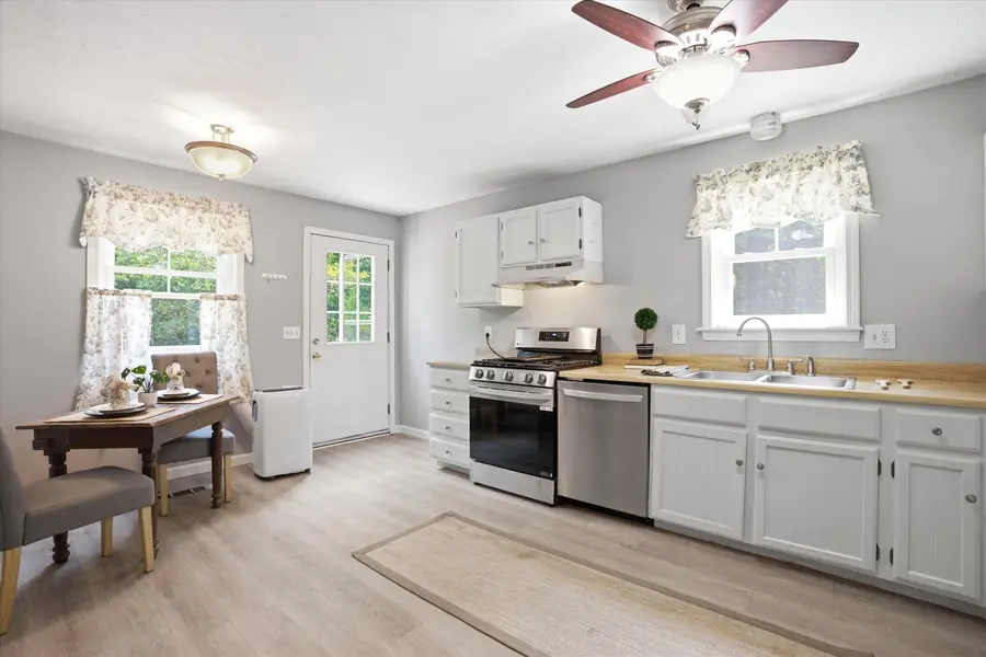 18 Goshen Drive, Loudon, NH 03307 - #3
