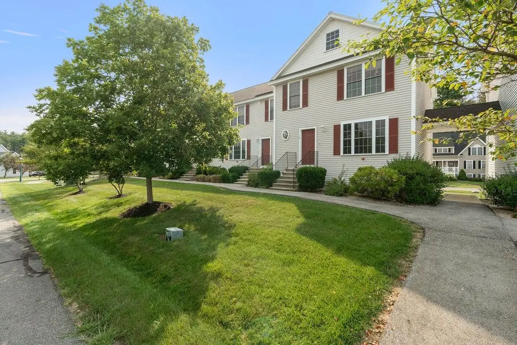 8 Footbridge Lane, Dover, NH 03820 - #1