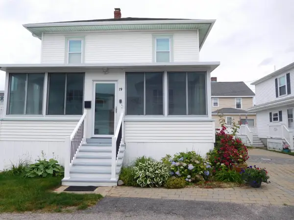 19 Cutler Avenue, Hampton, NH 03842