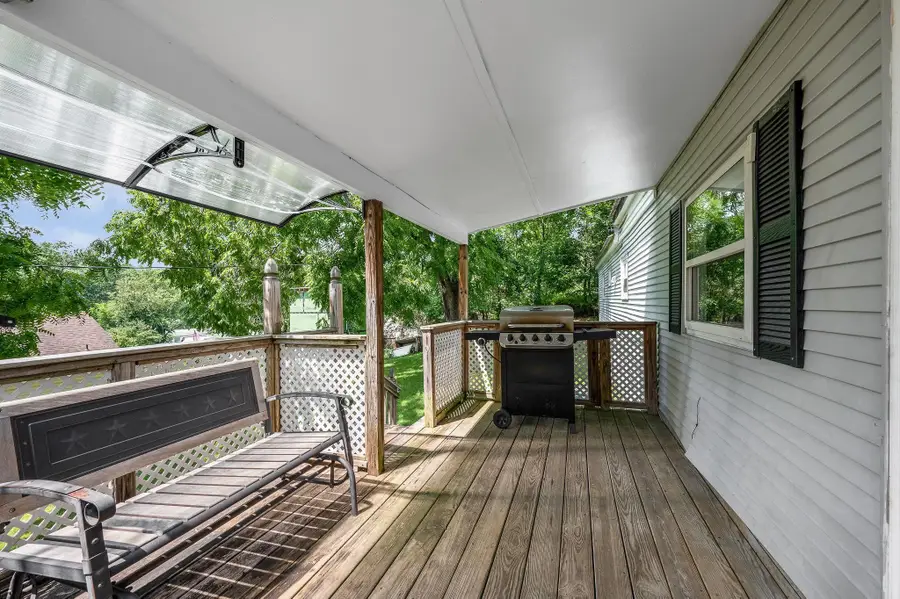 15 Evelyn Avenue, Raymond, NH 03077 - #2