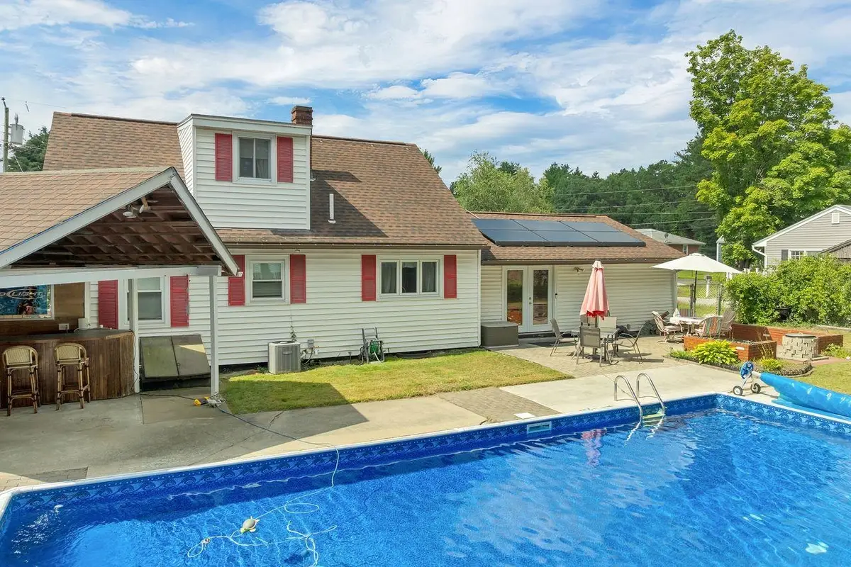 7 Donna Street, Nashua, NH 03060 - #1