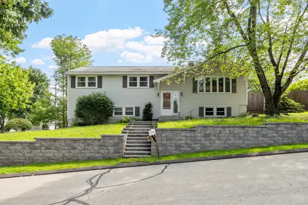 12  Northwood Drive, Nashua, NH 03063