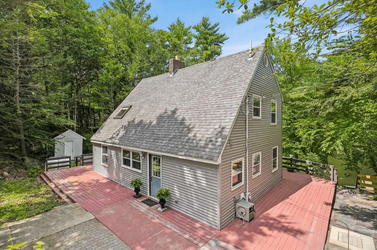 113 Lakeview Drive, Nottingham, NH 03290 - #1