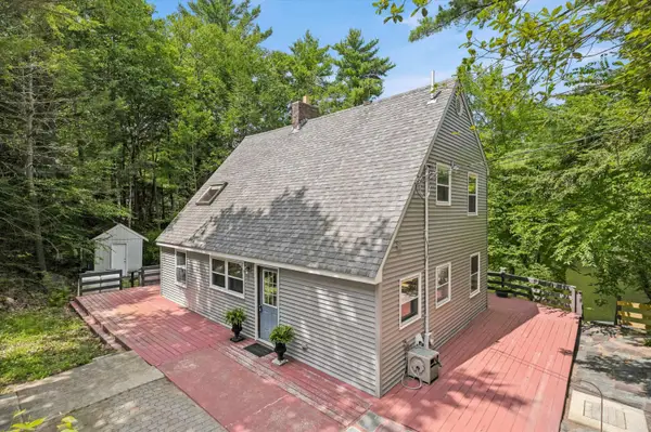 113 Lakeview Drive, Nottingham, NH 03290