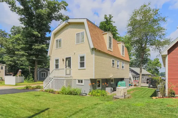 11 Tabor Road, Hampstead, NH 03841