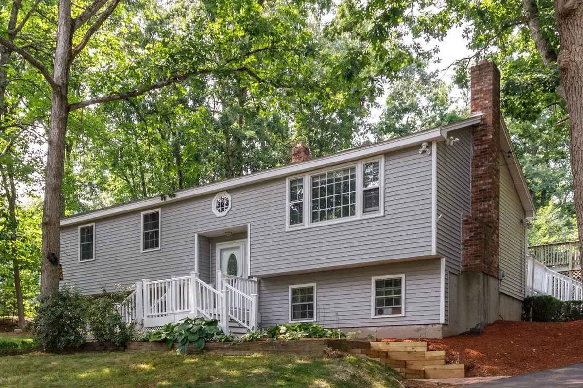 12 Ash Street, Londonderry, NH 03053 - #1