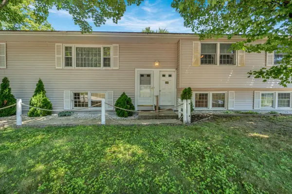 77 Hancock Street, Peterborough, NH 03458