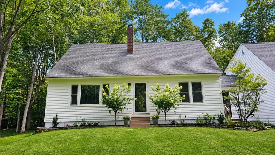 16 Moharimet Drive, Madbury, NH 03823 - #2