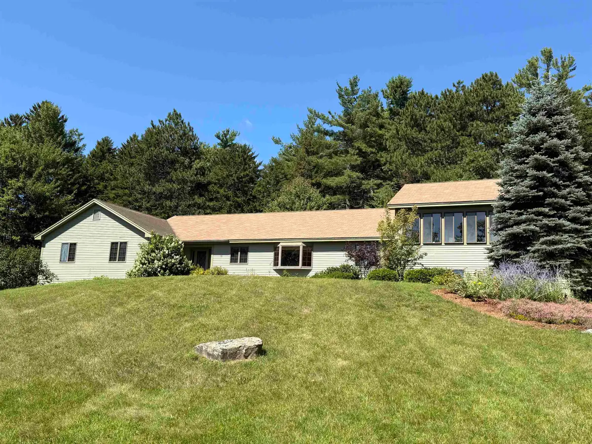 81 Hall Farm Road, New London, NH 03257 - #1