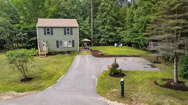 581 Deer Meadow Road, Webster, NH 03303