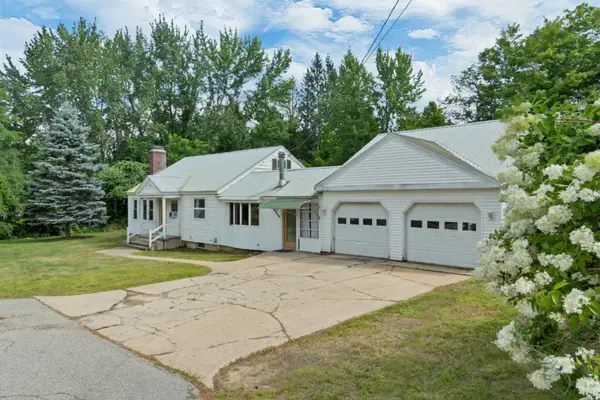 27 Village Lane, Conway, NH 03818