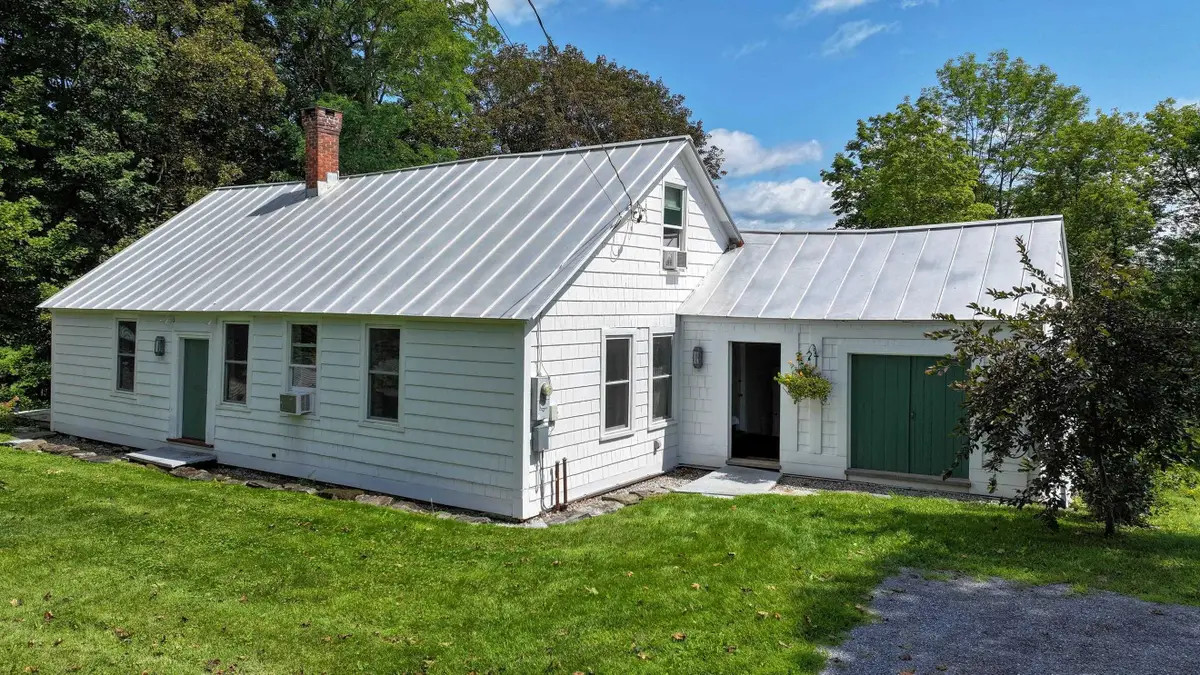 215 School Street, Shoreham, VT 05770 - #1