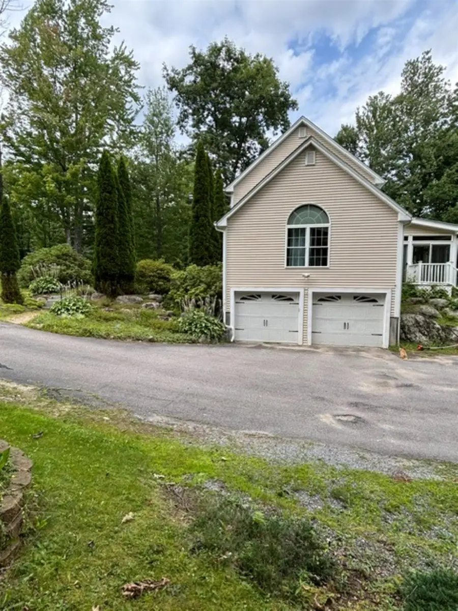 28 Chelsea Court, Henniker, NH 03242 - #2