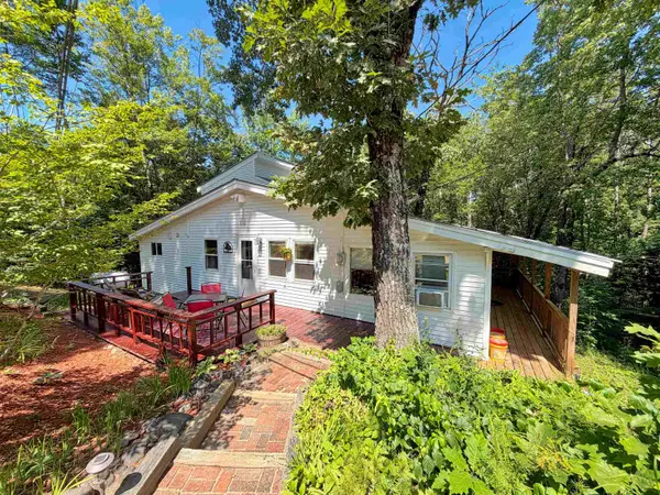 140 Mountain View Drive, Conway, NH 03818