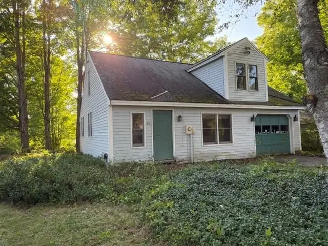 24 Cressey Street, Henniker, NH 03242 - #3