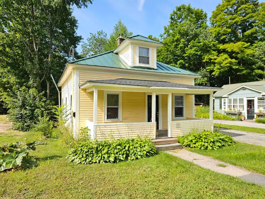 17 West Street, Lincoln, NH 03251 - #2