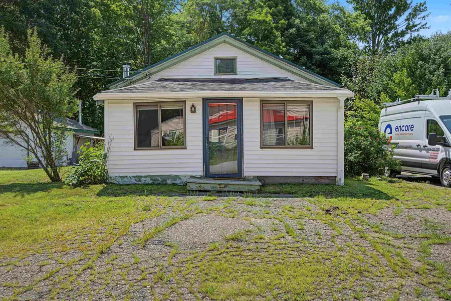 51 High Street, Epping, NH 03042 - #2