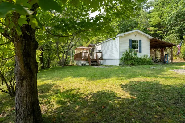 186 Oak Street, St. Johnsbury, VT 05819