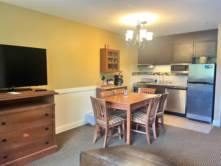 130/132, Qtr 3 89 Grand Summit Way, Dover, VT 05356 - #2