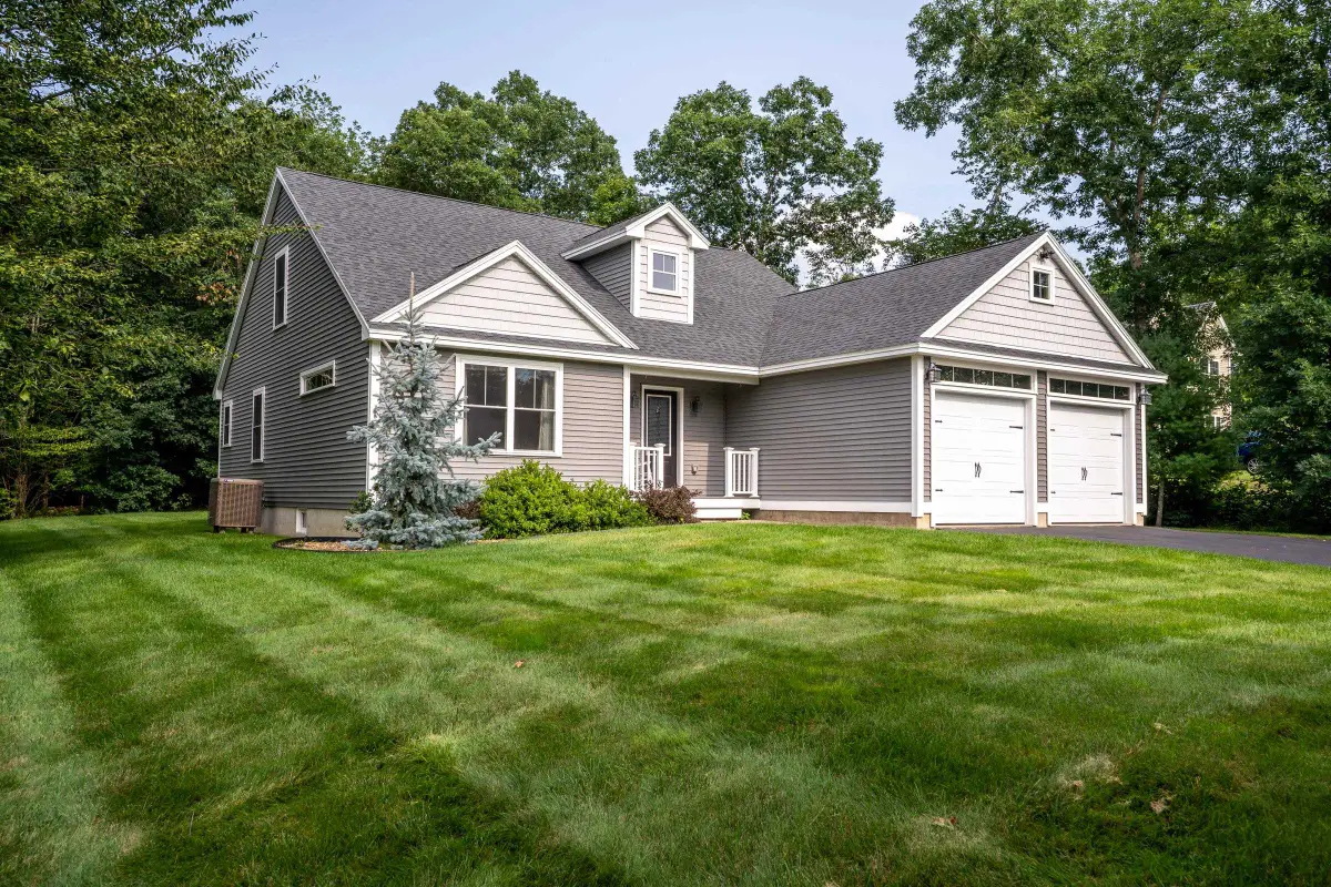 3 Chestnut Way, Lee, NH 03861 - #1