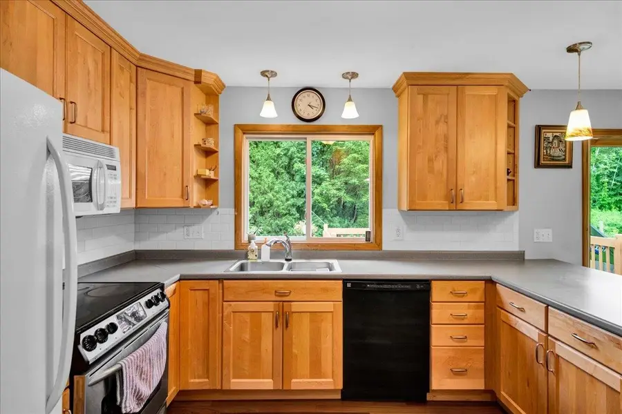 5 Yandow Drive, South Burlington, VT 05403 - #3