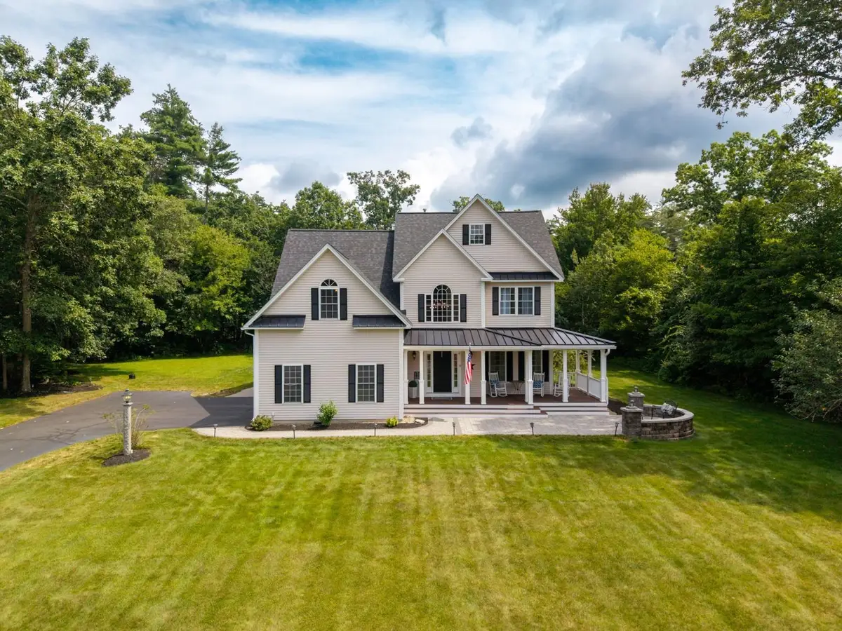 31 Velma Circle, Pelham, NH 03076 - #1