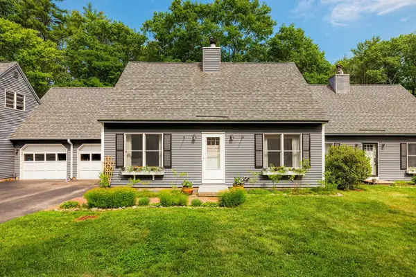 3 Langelley Drive, Lee, NH 03861