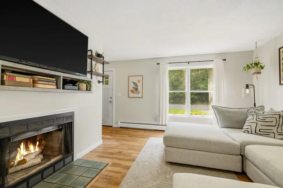 3 Langelley Drive, Lee, NH 03861 - #3