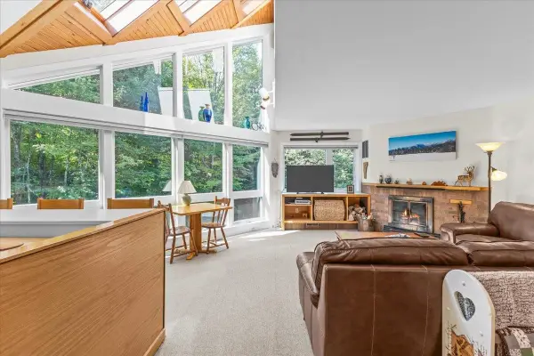 54 Madison Avenue, Warren, VT 05674