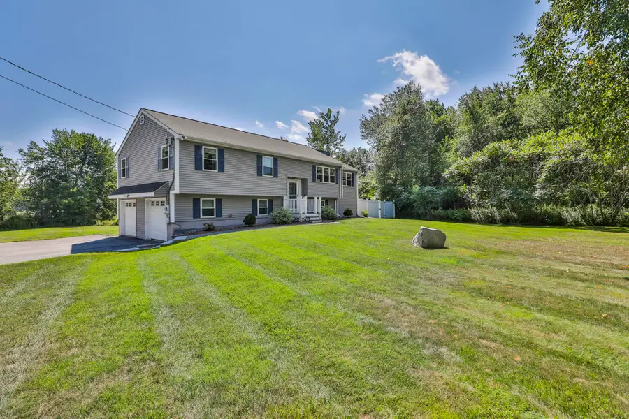 506 Mammoth Road, Pelham, NH 03076 - #3