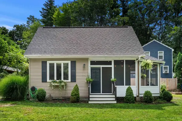 3 Lake Front Street, Amherst, NH 03031