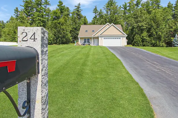 24 Riley Road, Mont Vernon, NH 03057