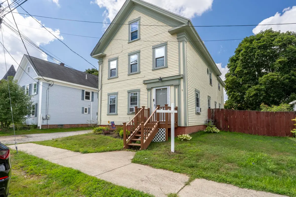 9 Lincoln Street, Rochester, NH 03867 - #1