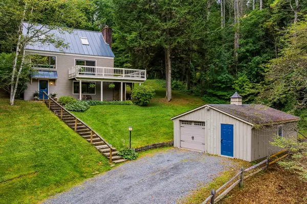 151 Dwight Road, Hartford, VT 05059